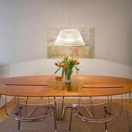 Stockholm Checkin Apartment Alvik Bagian luar foto