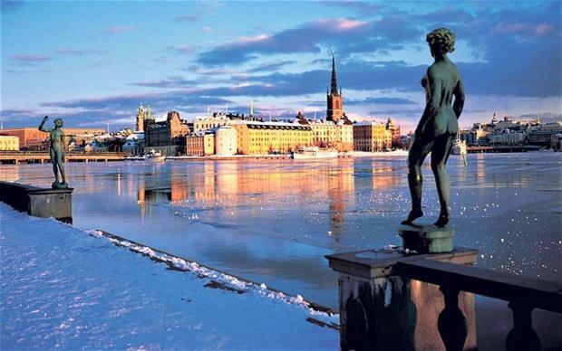 Stockholm Checkin Apartment Alvik Bagian luar foto